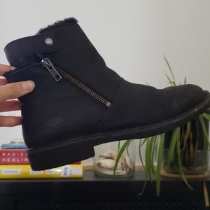 Black Uggs with Zipper